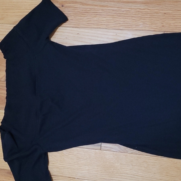 Off the shoulder black dress - Picture 2 of 4